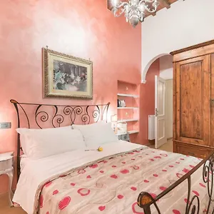  Appartamento Ghibellina 22